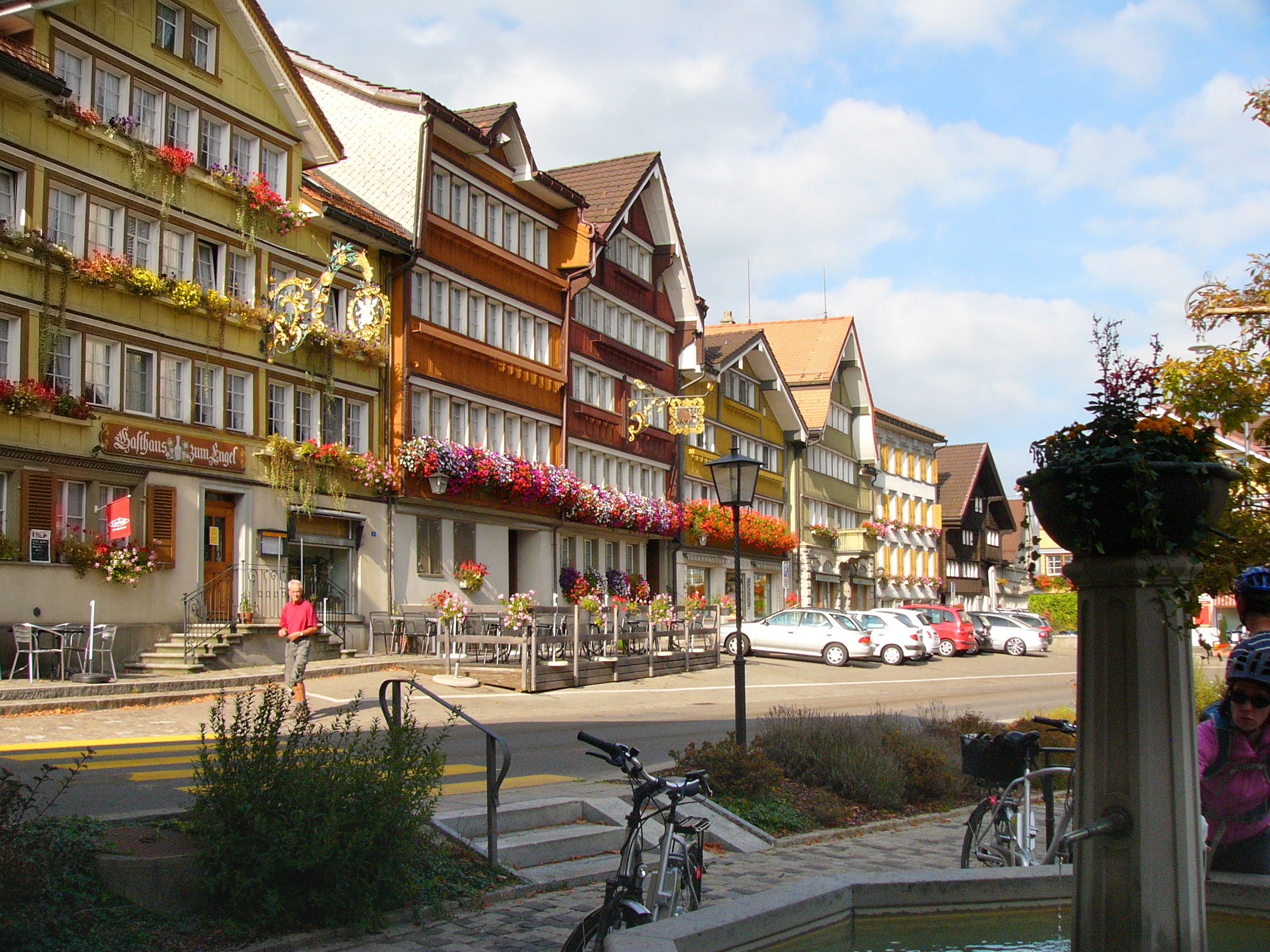 Dorfplatz Urnäsch 20min vom Gästehaus Lärcheneggli
